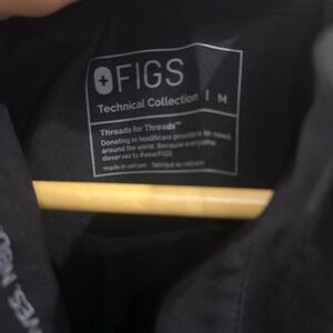 Figs Black Rafaela Collection Top